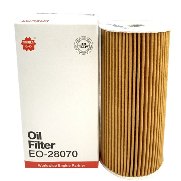 Фильтр масляный Sakura EO-28070 (HU 7027Z Mann/Mobis 26320 2F100/26320 2F000)
